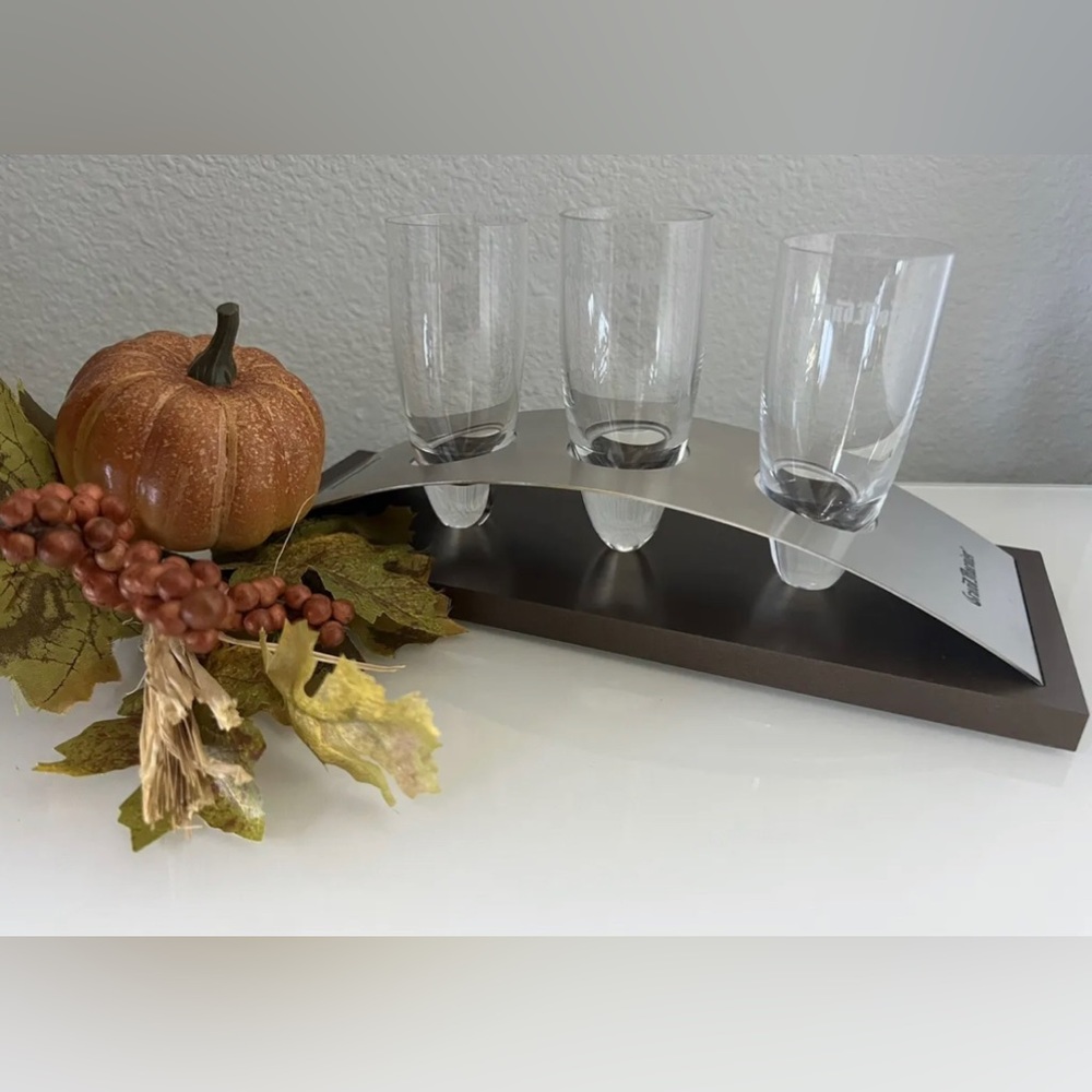 $40 FIRM Le Vie Grand Mariner - 3 Shot Glasses w Holder 10-1/2”W x 3-3/4”D x 5”